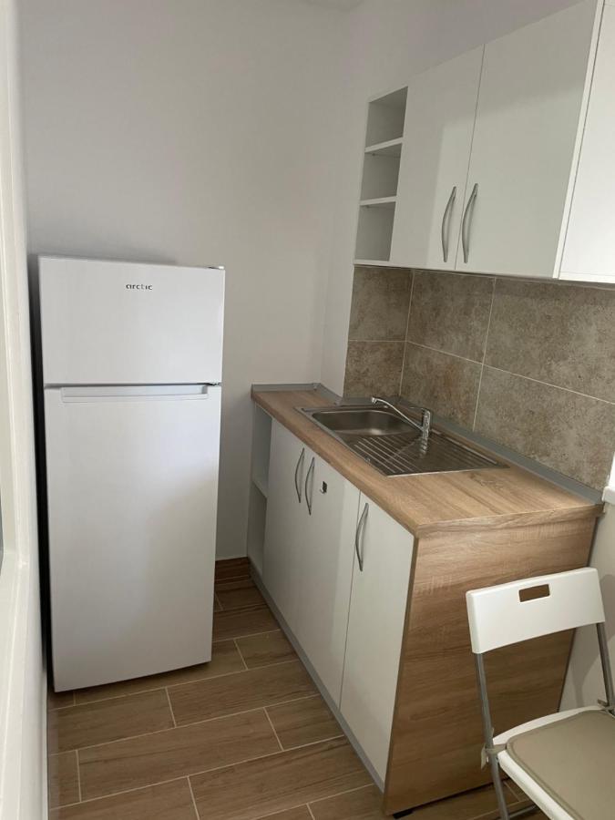 Roşu Militari Comfort Studio מראה חיצוני תמונה